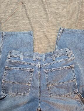 Wrangler Men's Light Blue Relaxed Fit Jeans